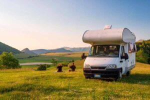 Mejores campings de autocaravanas en Málaga | De Karavaning
