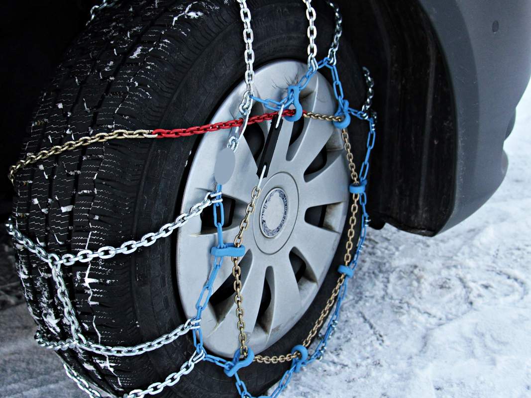 Utiliza cadenas en tu viaje a la nieve en autocaravana
