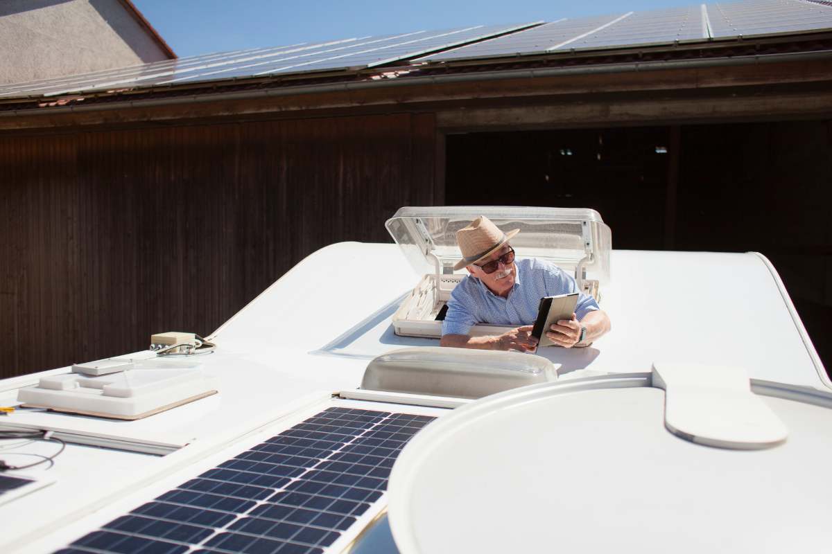Placa solar para autocaravana, todo lo que necesitas saber - Autocaravanas